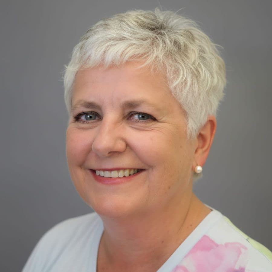 Prof. Jeanette Wood